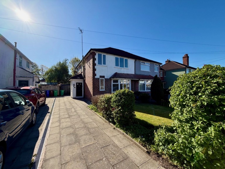 View Full Details for Crossgate Avenue, Manchester, M22