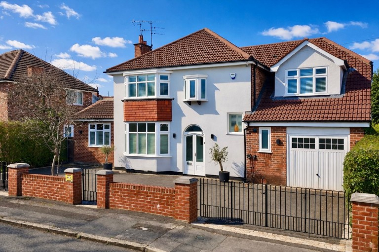 View Full Details for Laburnum Lane, Hale, WA15