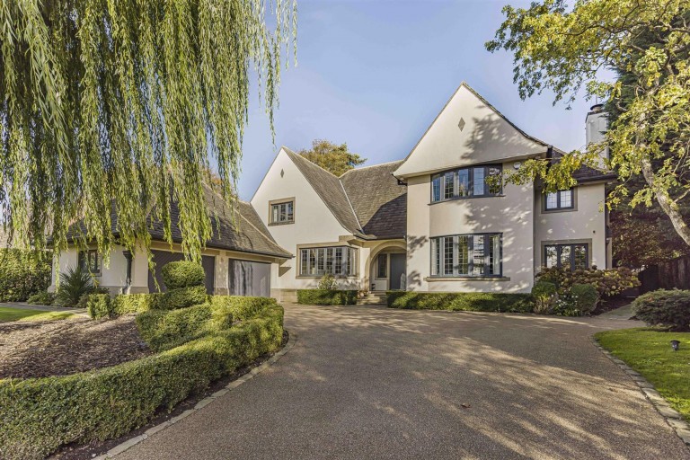 View Full Details for Bucklow View, Bowdon, WA14