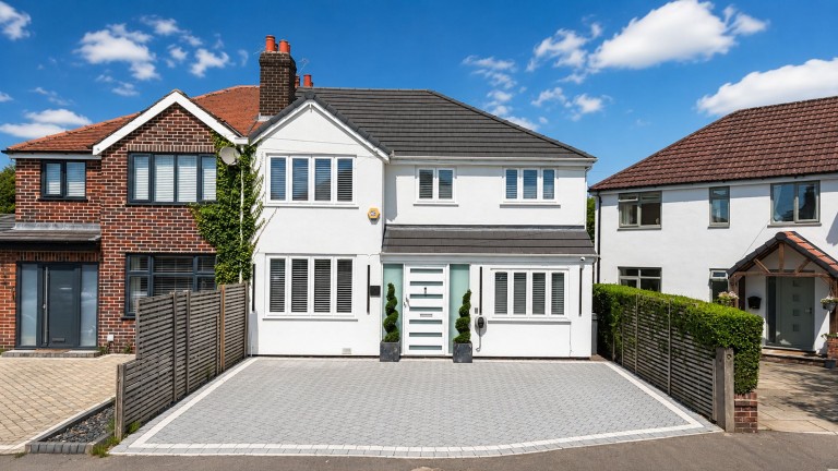View Full Details for Pingate Drive, Cheadle Hulme, SK8