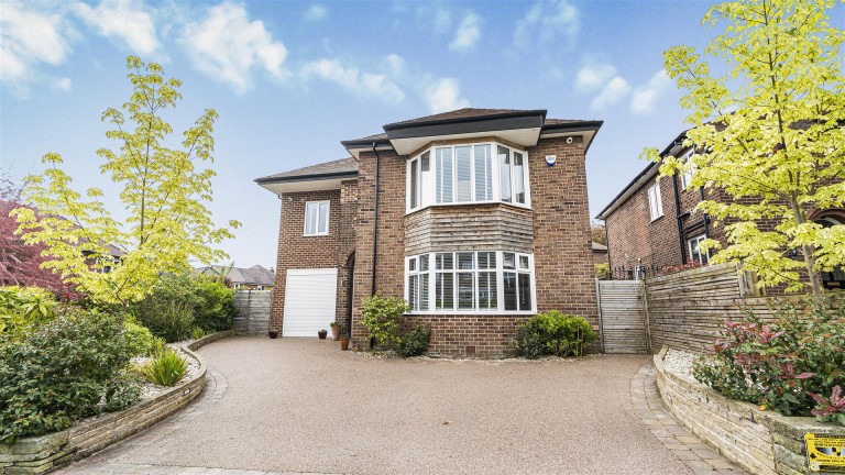 View Full Details for Graysands Road, Hale, Altrincham