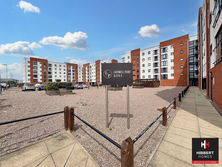 View Full Details for Ladywell Point, Salford, M50 1AW