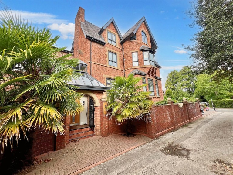 View Full Details for Stamford Road, Bowdon, Altrincham