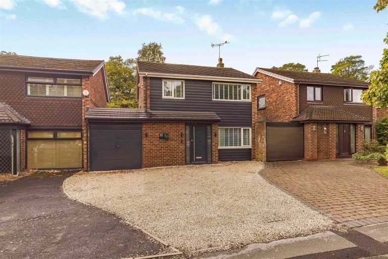 View Full Details for Dean Road, Handforth, Wilmslow