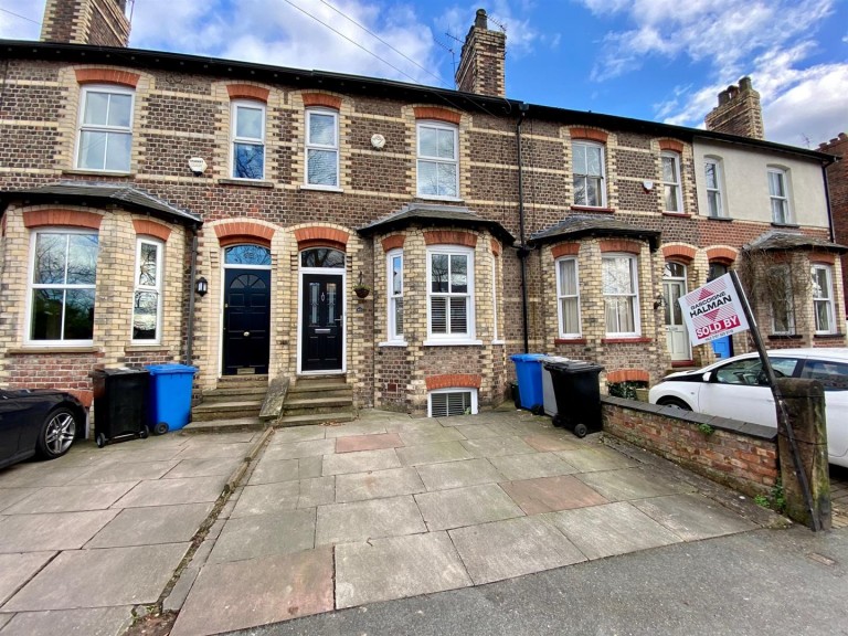 View Full Details for Victoria Road, Hale, WA15 9AB