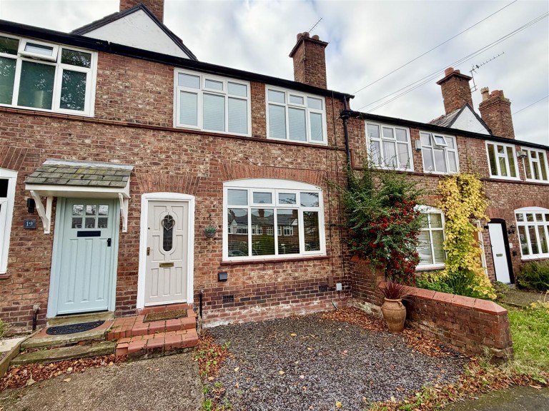 View Full Details for Bemrose Avenue, Altrincham, WA14 4HE