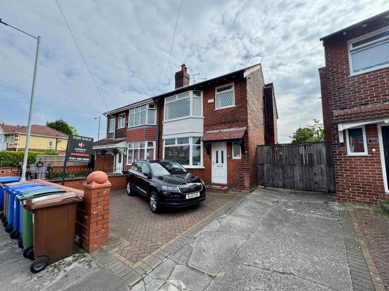 View Full Details for Beaufort Road, Stockport, SK2