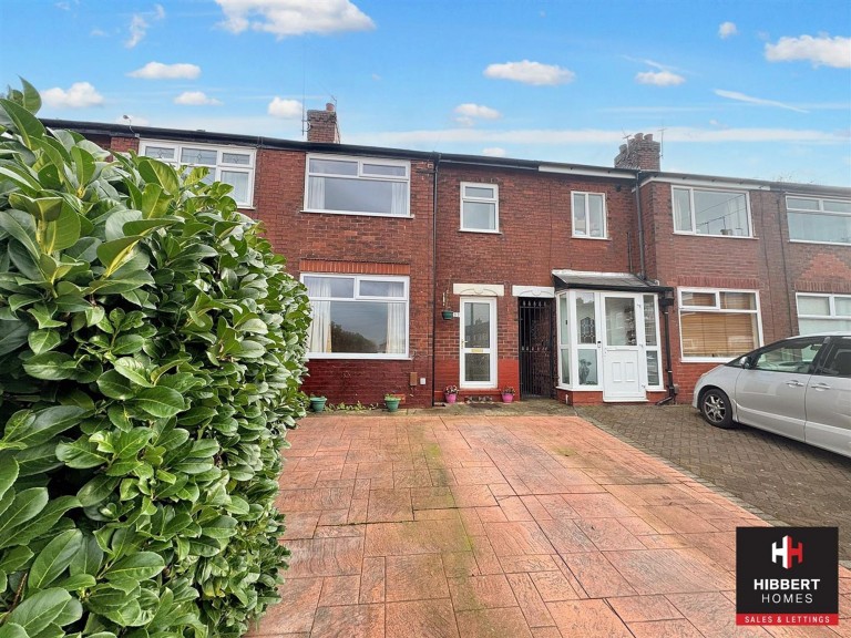 View Full Details for Grasmere Avenue, Stockport, SK4