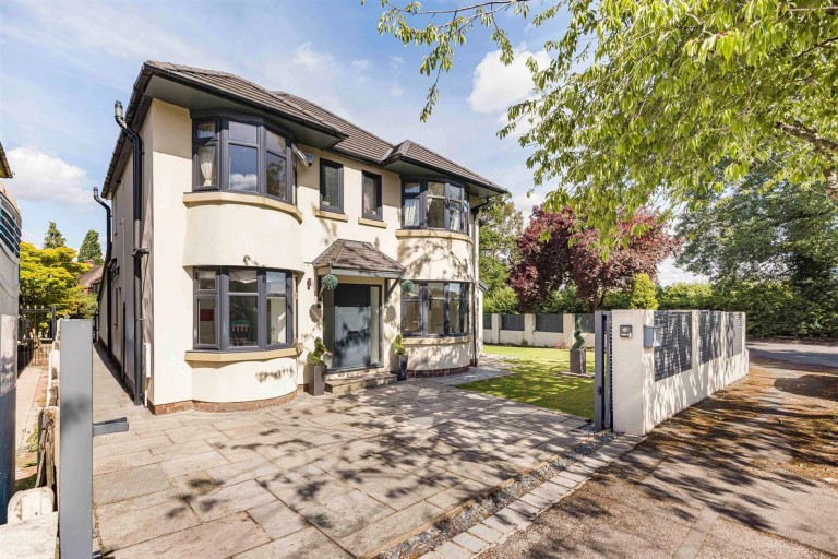 View Full Details for Lichfield Avenue, Hale, WA15