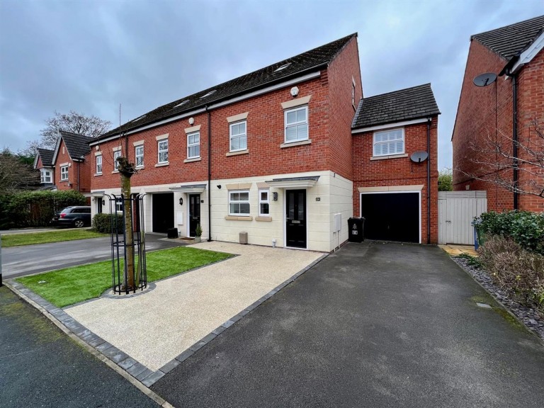 View Full Details for Albert Place, Altrincham, WA14