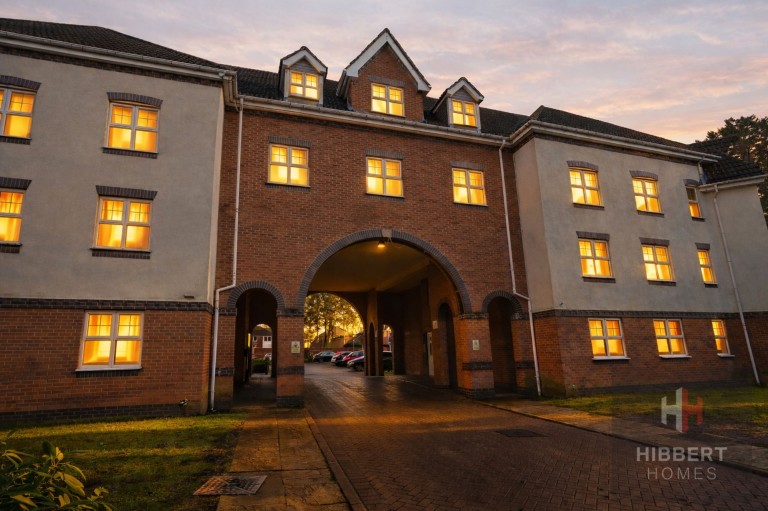 View Full Details for Brooklands Road, Wood Court, M33