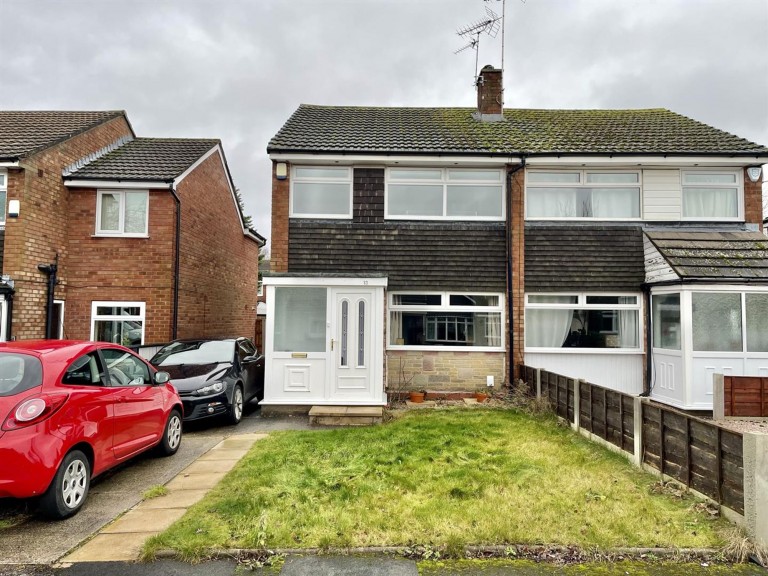 View Full Details for Troon Close, Bramhall, SK7
