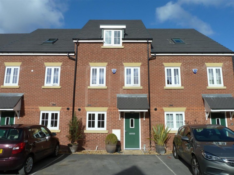 View Full Details for Hornbeam Close, Stockport, SK2
