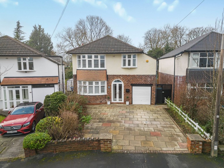 View Full Details for Colwyn Road, Bramhall, SK7