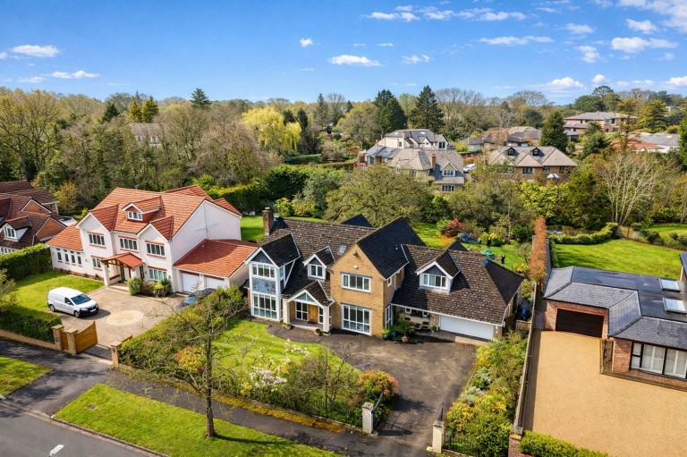 View Full Details for Carrwood, Hale Barns, WA15