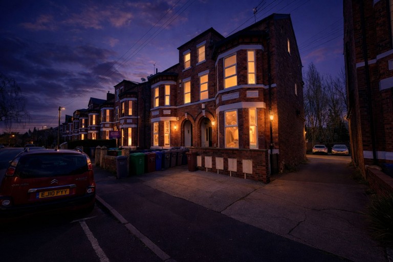 View Full Details for Central Road, Manchester, M20