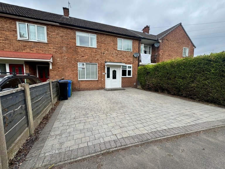 View Full Details for North Park Road, Bramhall, SK7