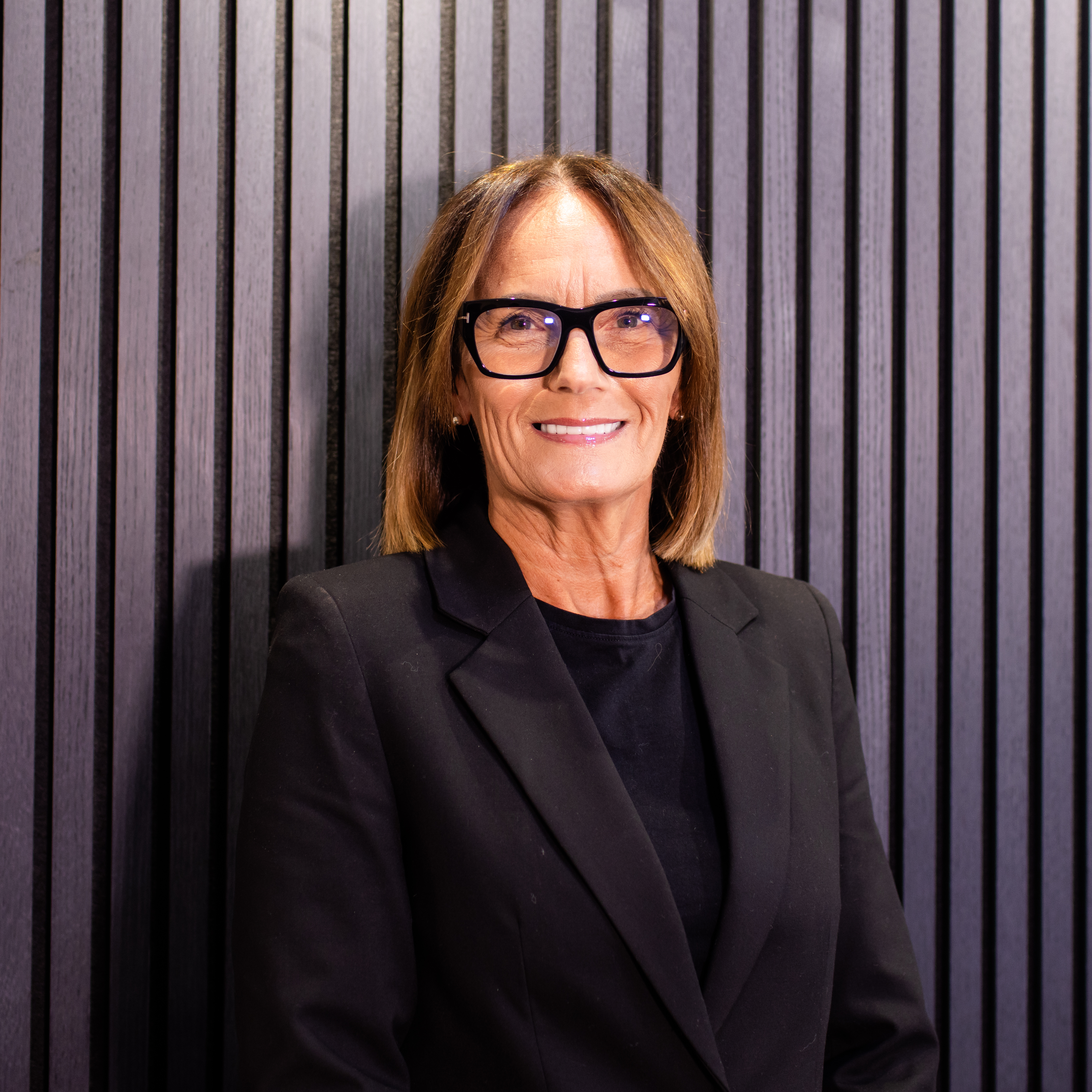Fiona Svarups, 